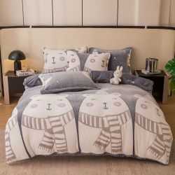 Плюшен комплект с ластик 160х200см, 4 части ,100% полиестер