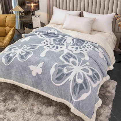 Мека плюшена завивка/одеяло  с пеперуди,200х230см.,100% полиестер