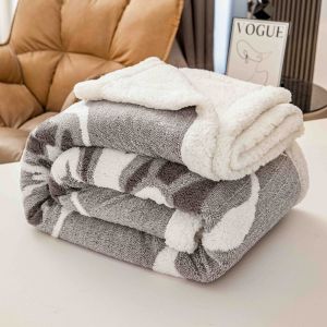 Мека плюшена завивка/одеяло  с пеперуди,200х230см.,100% полиестер