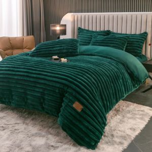Плюшен комплект с ластик 160х200см, 4 части ,100% полиестер