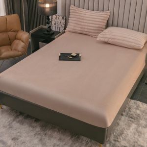 Плюшен комплект с ластик 160х200см, 4 части ,100% полиестер