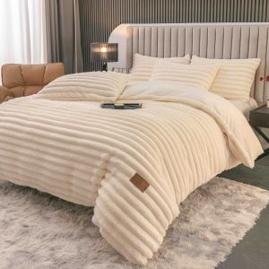 Плюшен комплект с ластик 160х200см, 4 части ,100% полиестер