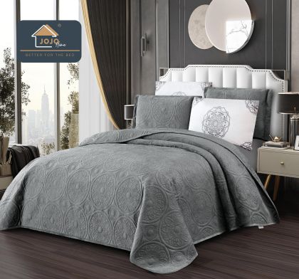 Луксозна кувертюра от кадифе+ 4бр. калъфки за възглавници