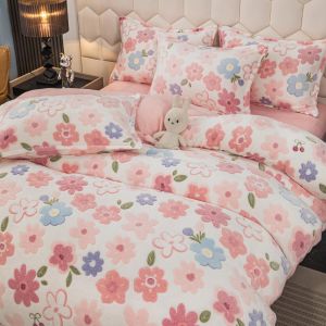 Плюшен комплект с ластик 160х200см, 4 части ,100% полиестер