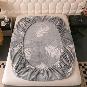 Плюшен чаршаф с ластик+2бр. калъфки за възглавница,Cocolino 100% полиестер