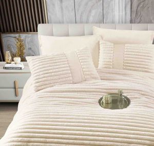 Луксозен спален комплект със завивка тип „Заешка козина“ , 6 части,с ластик