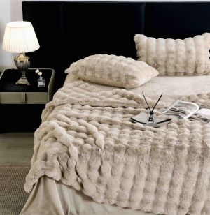 Луксозен комплект с изкуствен заешки косъм ,6 части ,100% микрофибър