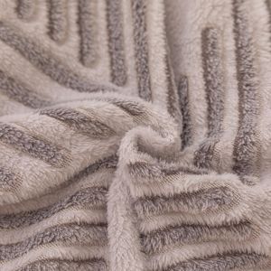 Плюшен комплект с ластик 160х200см, 4 части ,100% полиестер