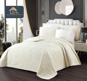 Луксозна кувертюра от кадифе+ 4бр. калъфки за възглавници