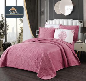 Луксозна кувертюра от кадифе+ 4бр. калъфки за възглавници