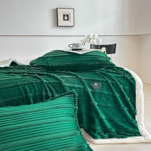 Луксозно плюшено одеяло + 2 бр. калъфки за възглавници,100% полиестер