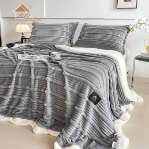 Луксозно плюшено одеяло + 2 бр. калъфки за възглавници,100% полиестер