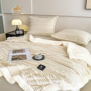 Луксозно плюшено одеяло + 2 бр. калъфки за възглавници,100% полиестер