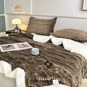 Луксозно плюшено одеяло + 2 бр. калъфки за възглавници,100% полиестер